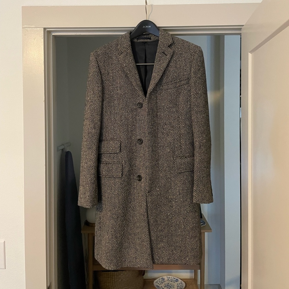 J.Crew black/gray Herringbone tweed topcoat. Size 34S